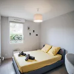 Bird Garden, Piscine, Parking, Calme