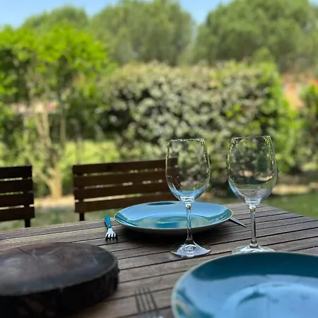 Bird Garden, Piscine, Parking, Calme