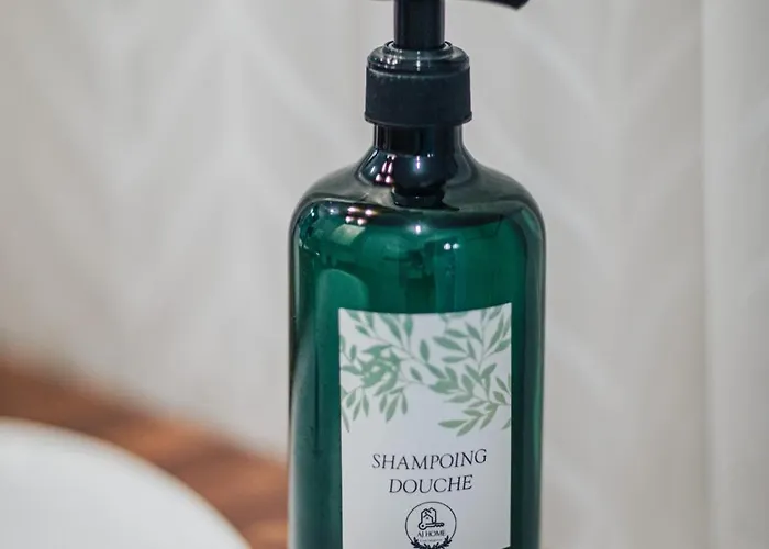 Bird Garden, Piscine, Parking, Calme *